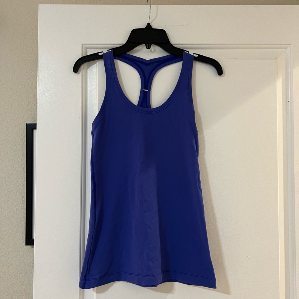 Lululemon blue top